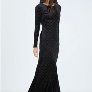 BCBGmaxazria Velvet Evening Dress! NWT. Great for the Holidays!!